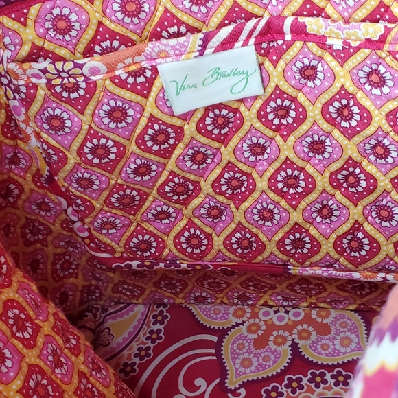 Retired Vera Bradley Raspberry Fizz 2008 Medium Button Tote And Zip Wallet Lot - Picture 5 of 10